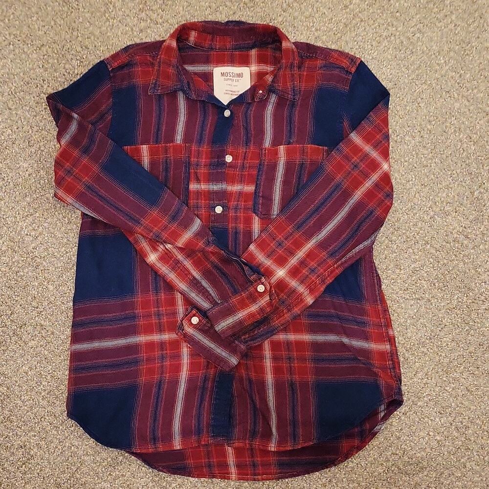 Mossimo Supply Co. Women's M Boyfriend Plaid Flannel Button-Up Shirt Red Navy